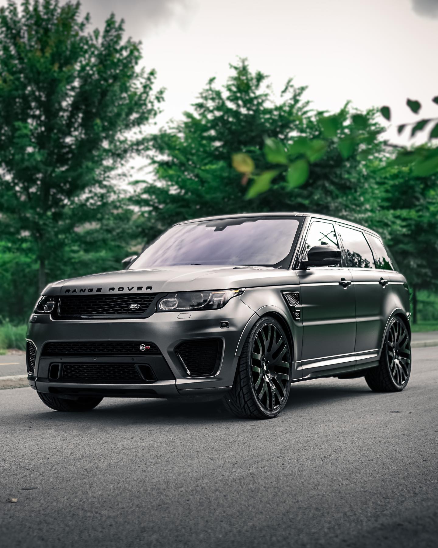 Range Rover SVR, Satin Grey